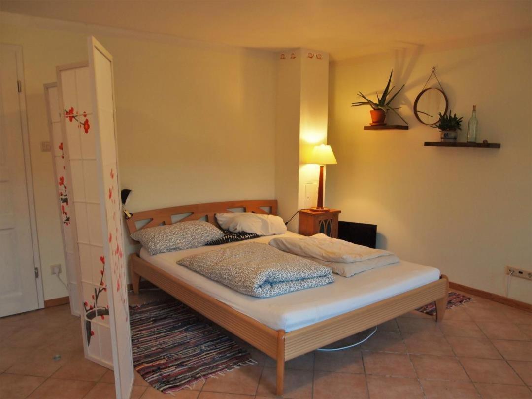 Neu Fewo Im Bauernhaus Mit Idyllischem Innenhof Und Naturgarten Mesekenhagen Luaran gambar